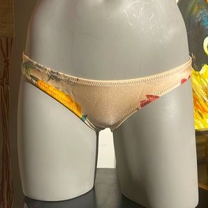 Triangl bikini bottoms. Small